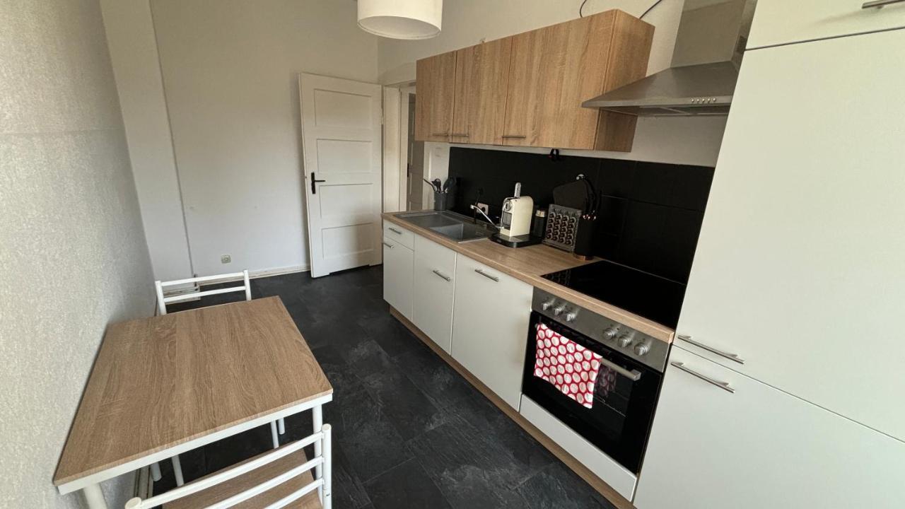 Bitterfelder Cityapartment Im Dichterviertel ภายนอก รูปภาพ